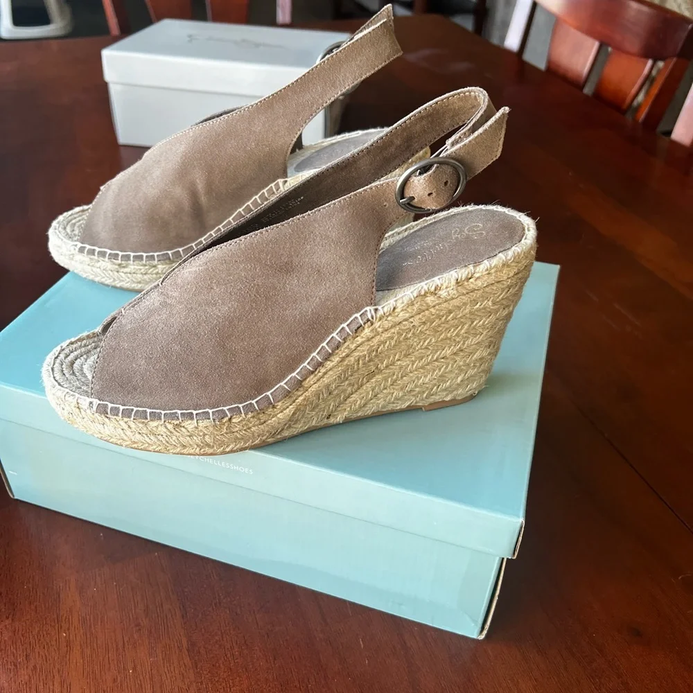 Seychelles Taupe Suede Espadrille Wedge Sandals